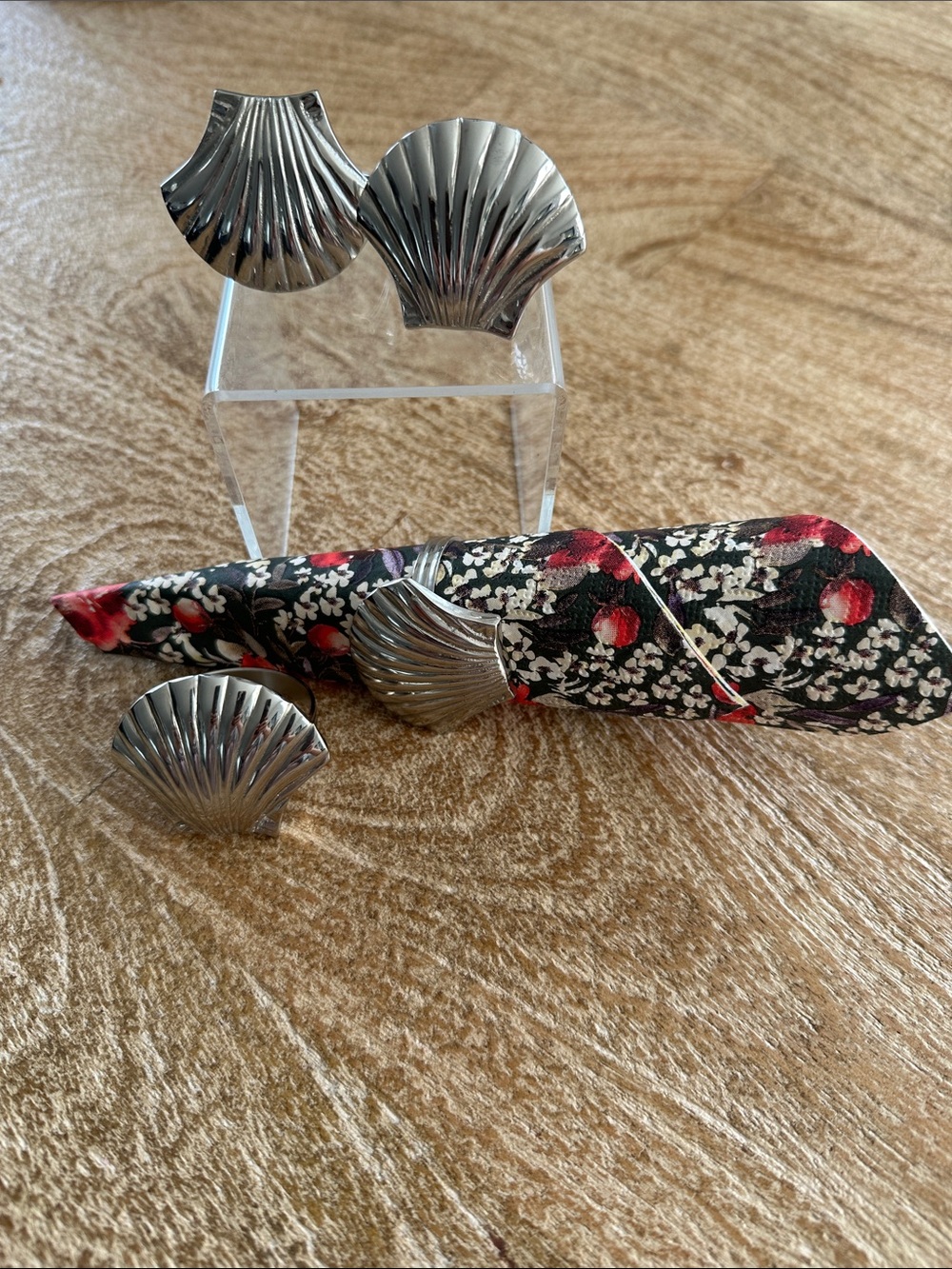 Silver Shell Napkin Rings - Set of 4